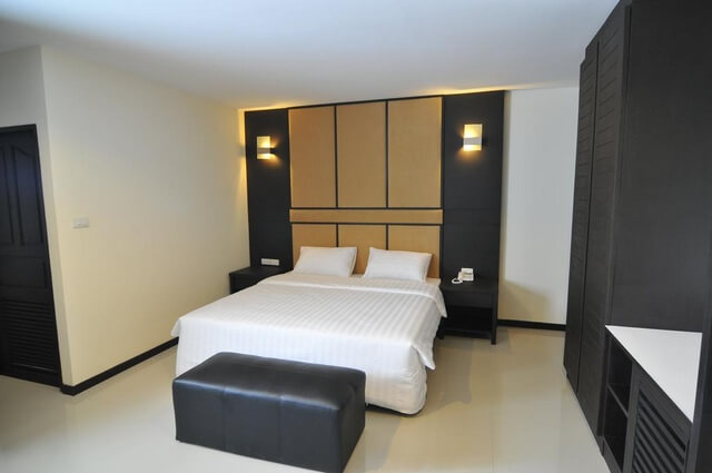 White Inn Nongkhai Hotel Room With Bed Inside
