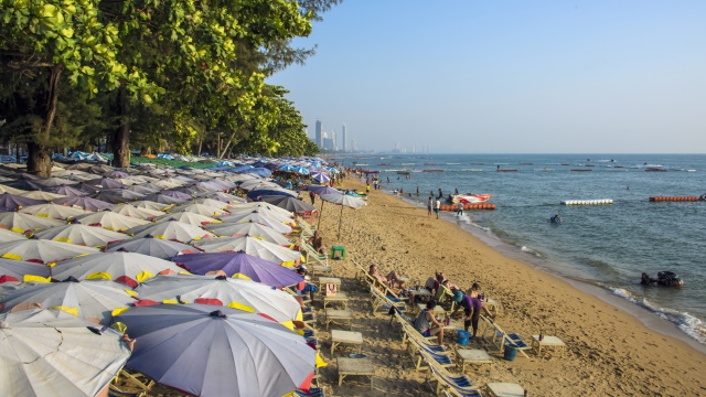 Main Jomtiem Beach With Deck Chairs And Umbrellas