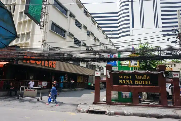 The Front Of Nana Hotel And Hooters On Sukhumvit Soi 4 In Bangkok